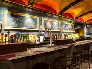 Long Room cThree Architecture + Design New York Hospitality