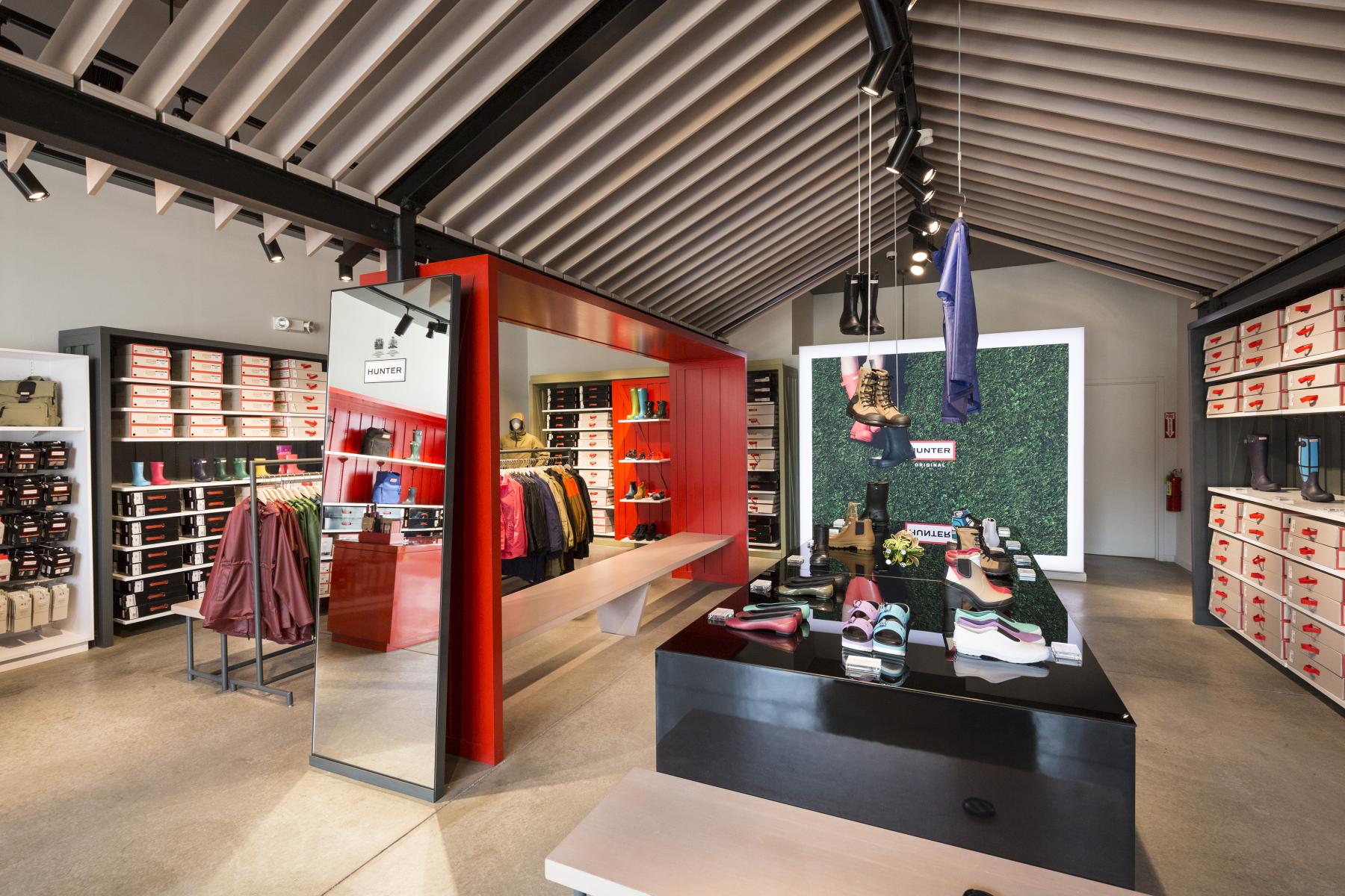 Hunter Boots Central Valley, NY cThree Architecture