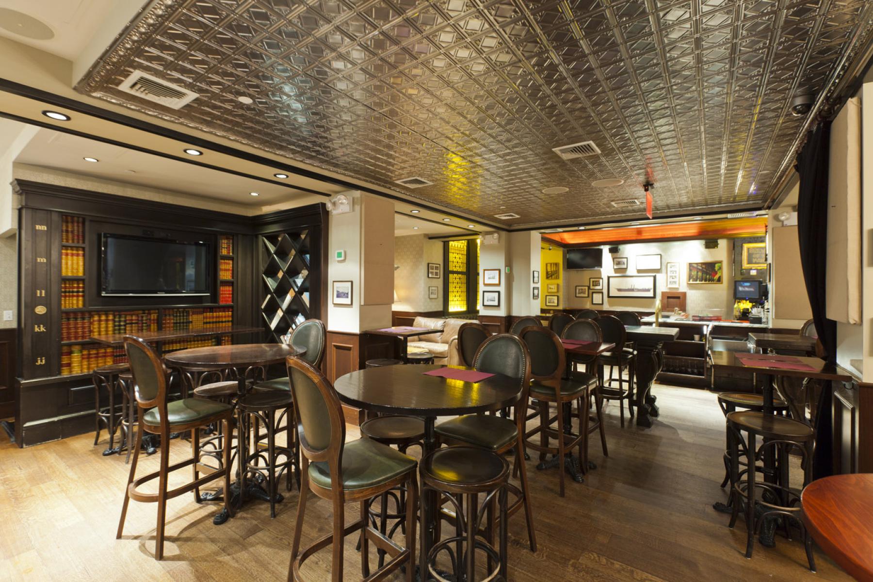 Long Room, New York City Restaurant