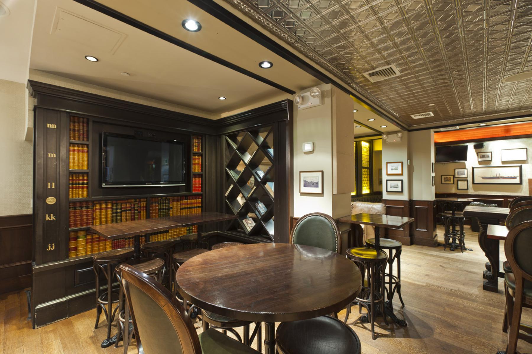 Long Room, New York City Restaurant