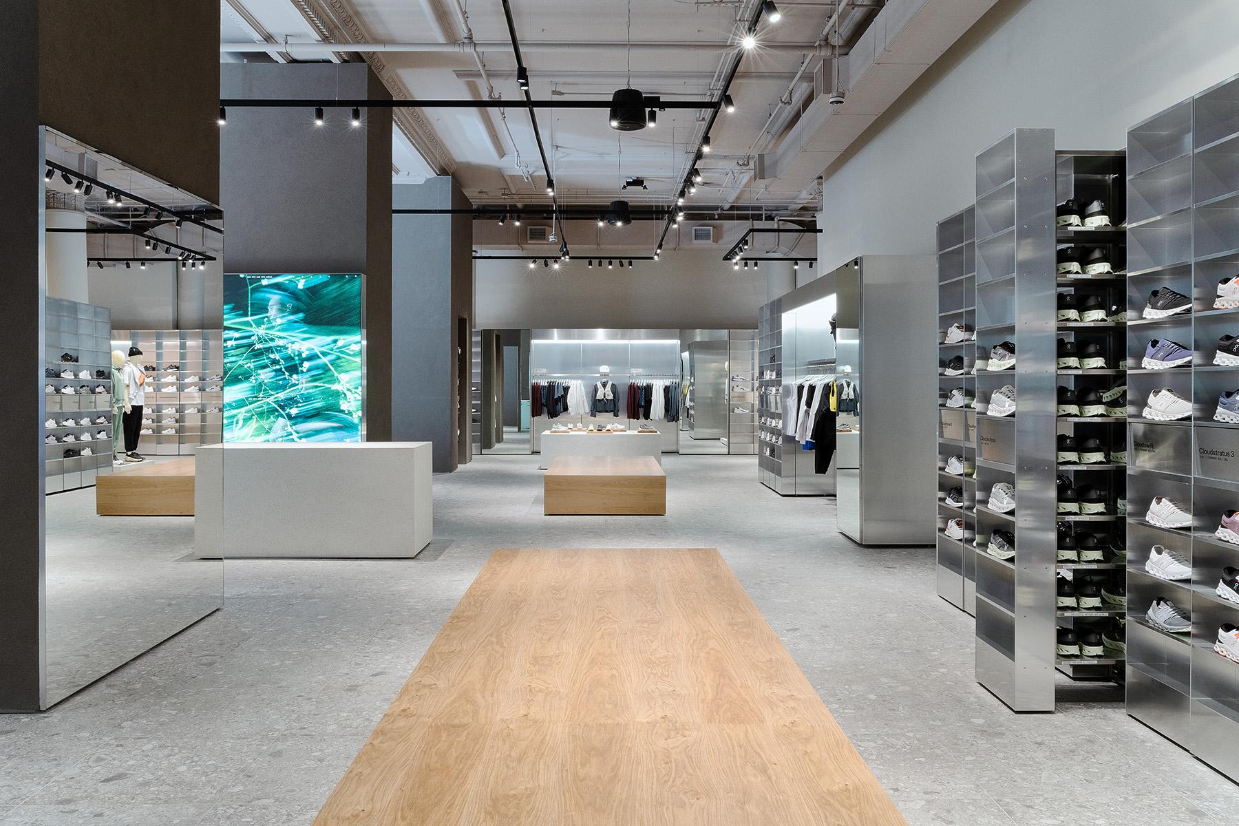 On Running cThree Architecture + Design, PC